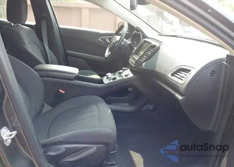 2015 Chrysler 200 Limited из США, поврежденный, VIN 1C3CCCABXFN750530